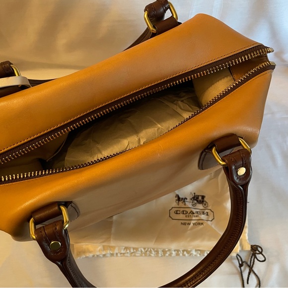 Coach Legacy Rory 19902 - Picture 10 of 12